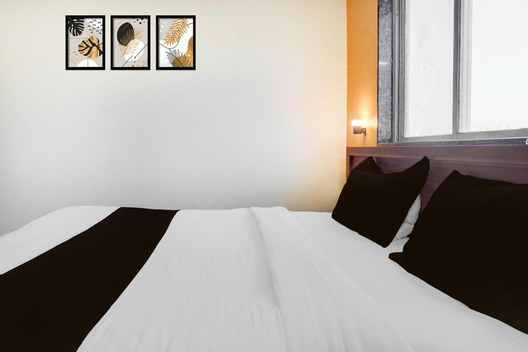 Hotel Super Townhouse Ambegaon Road Katraj Formerly White Castle *