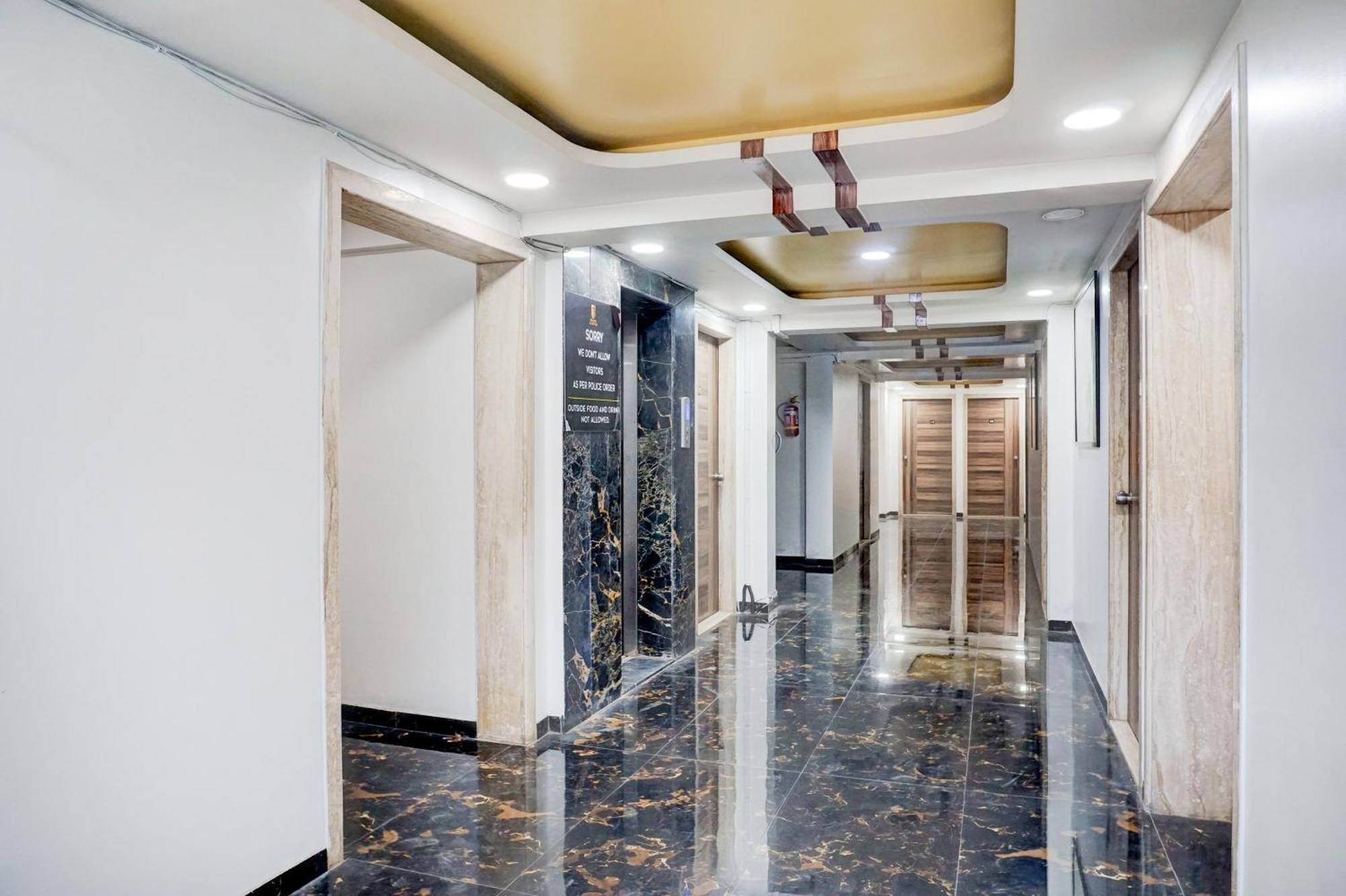 Hotel Super Townhouse Ambegaon Road Katraj Formerly White Castle *